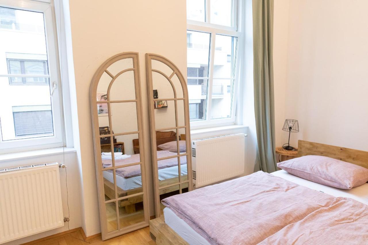 Design Apartments Near Mariahilferstrasse Wiedeń Zewnętrze zdjęcie